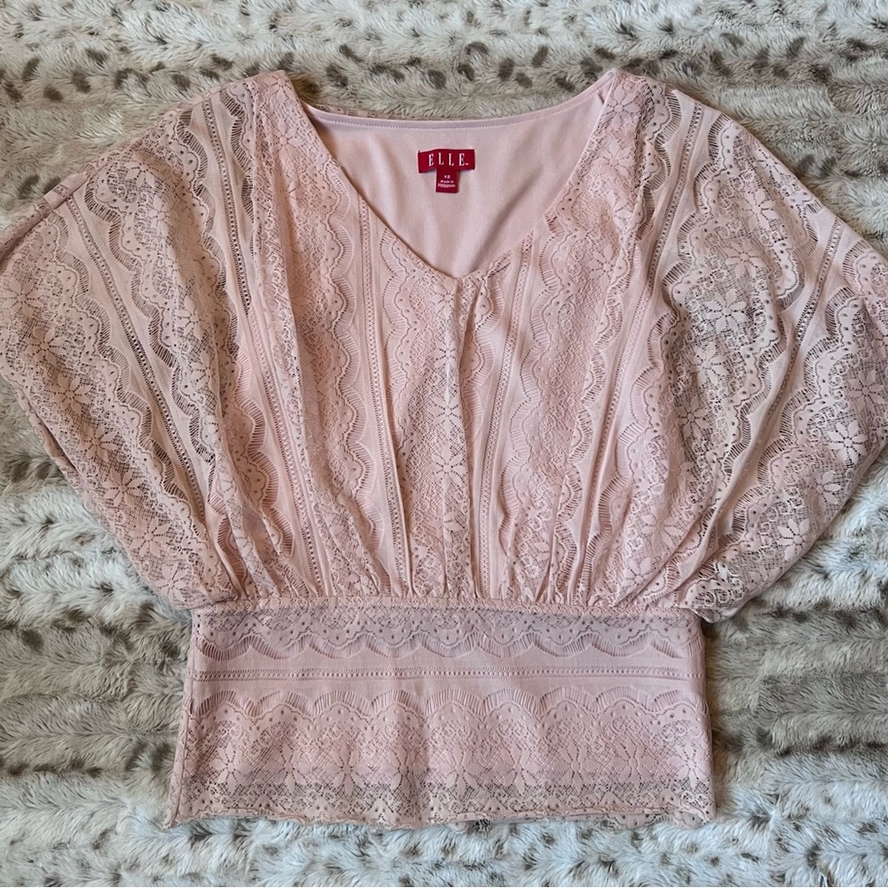 XS ELLE Pale Blush Pink lace top